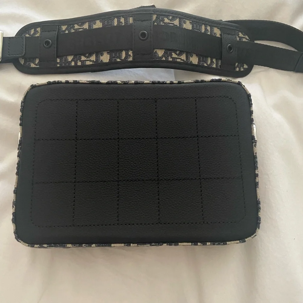 Dior Oblique Safari Messenger Bag - Picture 3 of 7